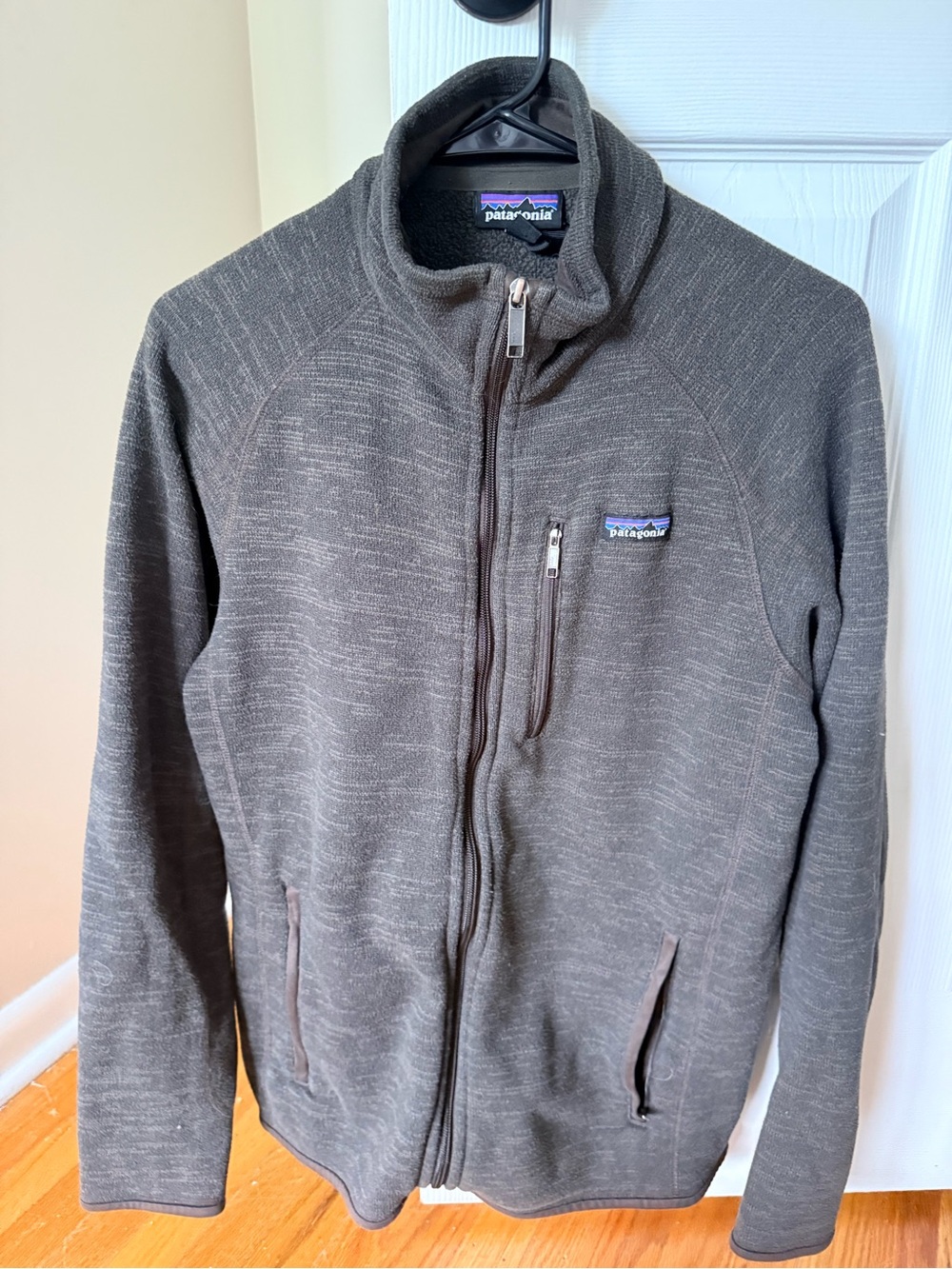 Patagonia Men's Charcoal Heather Full-Zip Sweater Jacket